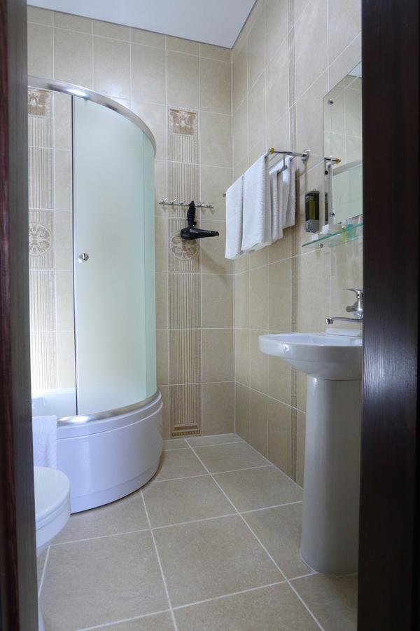 Hotel Bahetle Ekibastuz Esterno foto