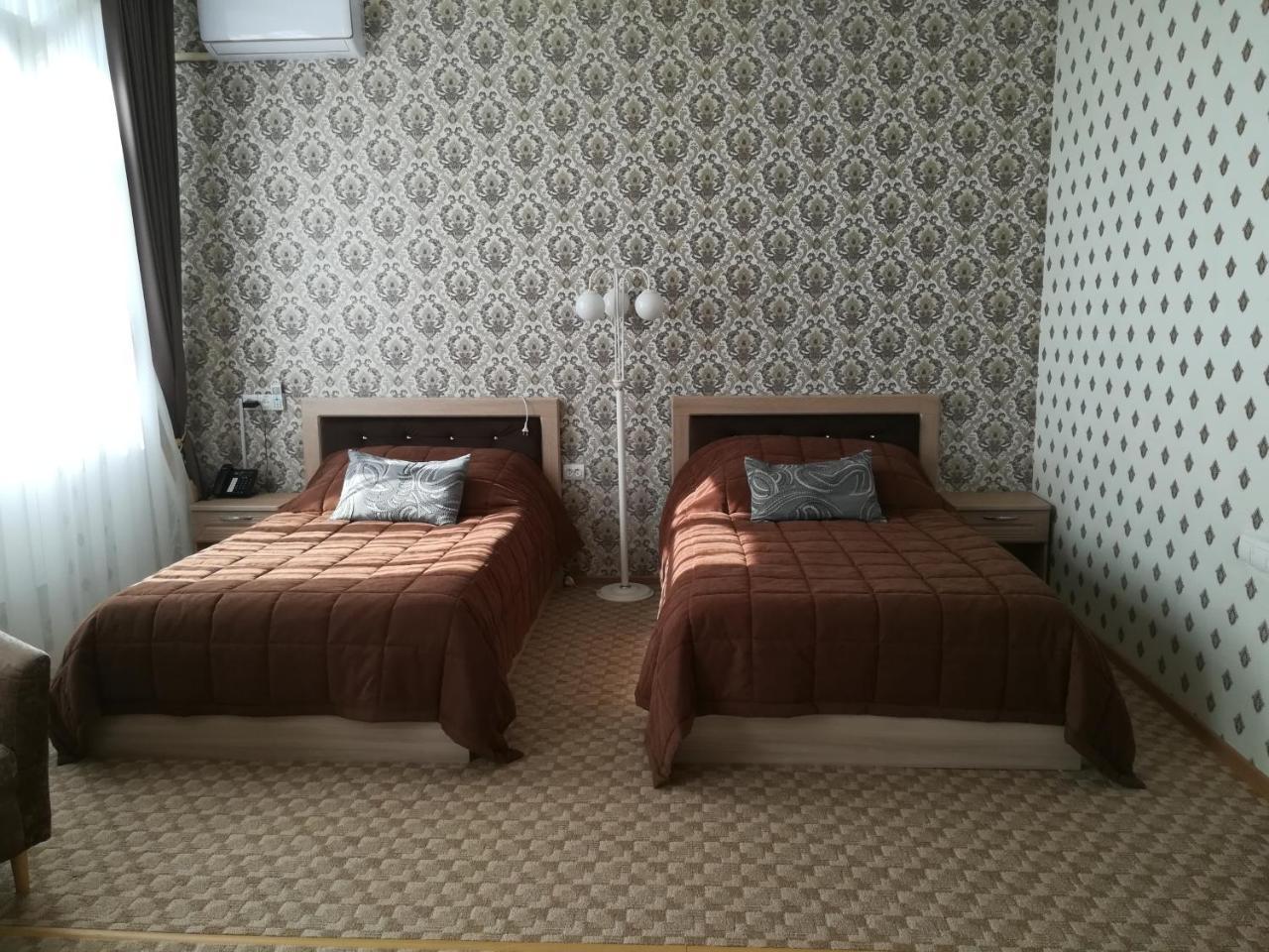 Hotel Bahetle Ekibastuz Esterno foto